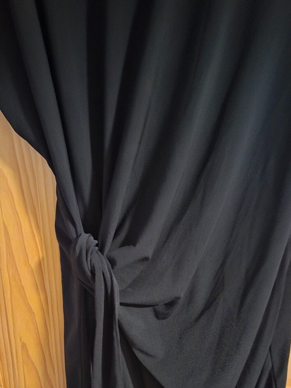 Suzy D Made in Italy Black Tunic Dress - Large, with twist tie front - Excellent